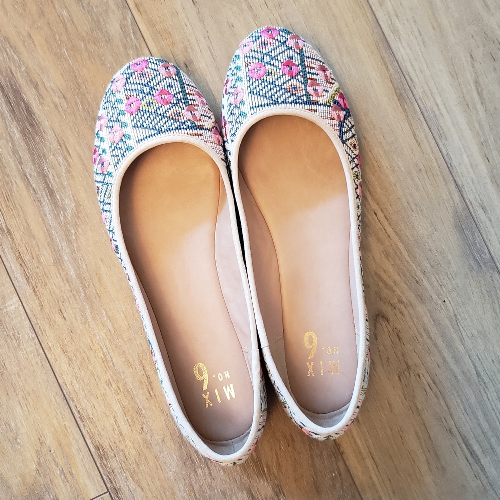 Mix No. 6 Flats, Flower Pattern, Canvas Material